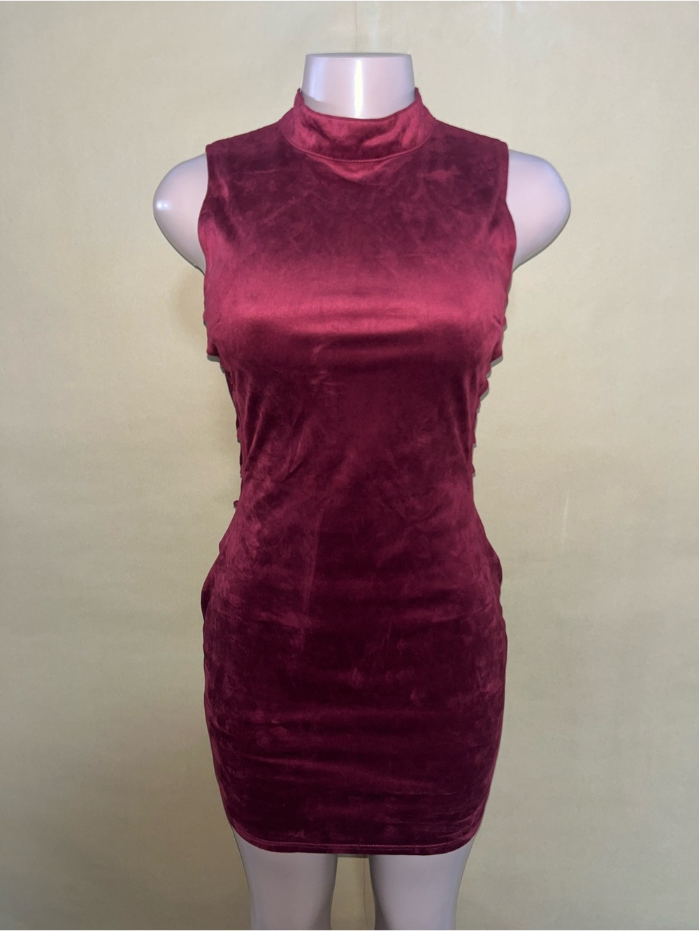 Windsor Sleeveless Velvet Mini Dress - Burgundy